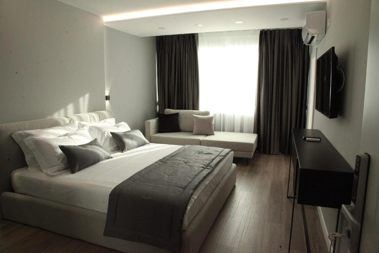 L'Hotel Тирана Екстериор снимка